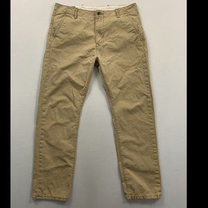 Levi's Men's Beige Regular Fit Straight Leg Chino